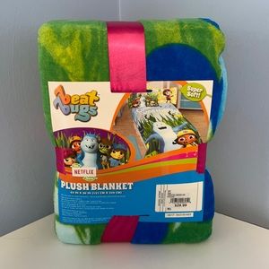 Beat Bugs Plush Blanket